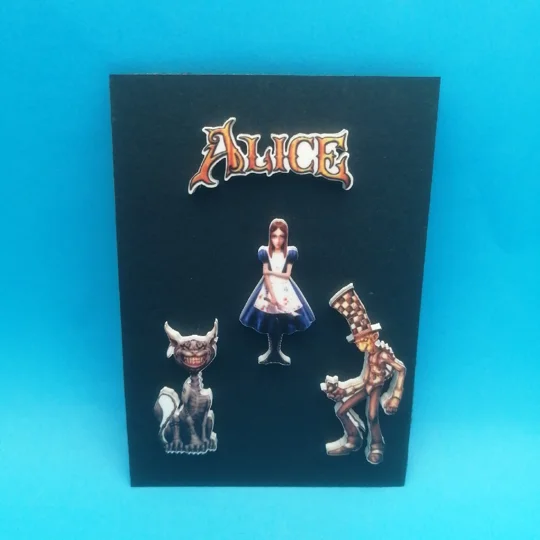 American McGee's Alice pin badge set 1