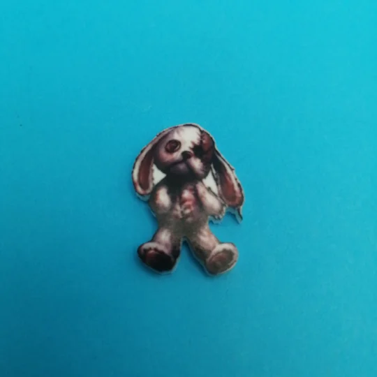 American McGee's Alice -Rabbit Plush pin badge