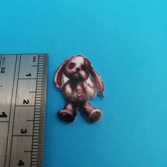 American McGee's Alice pin badge set 2