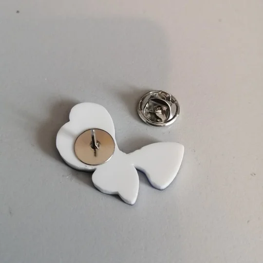 Classic Mega Man - Success pin badge