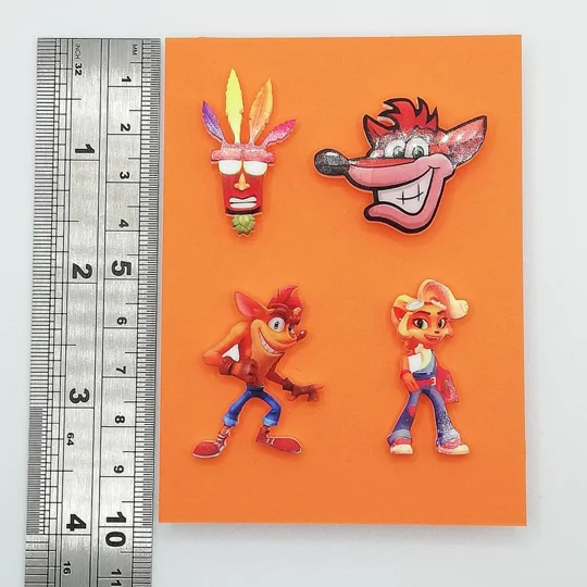 Crash Bandicoot pin badge set