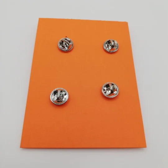 Crash Bandicoot pin badge set