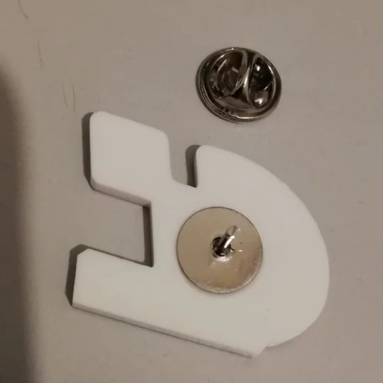 Gran Turismo logo pin