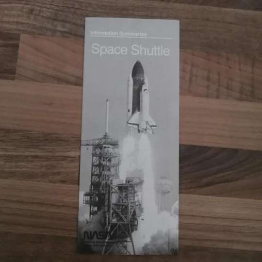 Kennedy Space Center NASA leaflets 1992