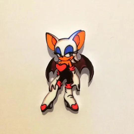 Sonic the Hedgehog - Rouge the bat pin badge