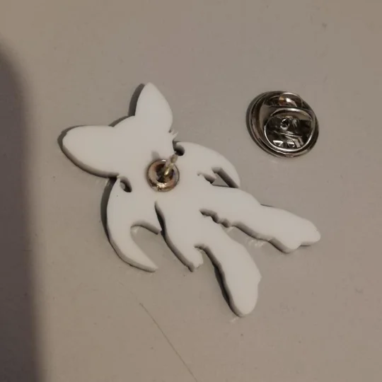 Sonic the Hedgehog - Rouge the bat pin badge