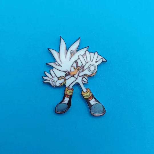 Sonic the Hedgehog - Silver pin badge