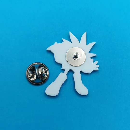 Sonic the Hedgehog - Silver pin badge