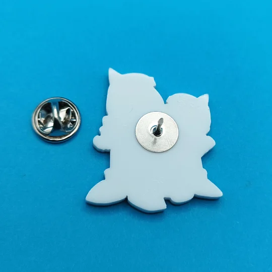 Sonic the Hedgehog - Classic and Modern Sonic's pin badge