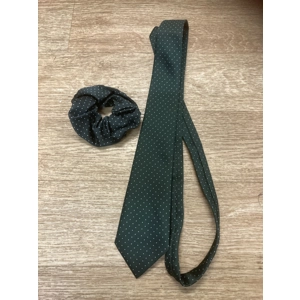Showquest tie and scrunchie. BN. Dark Green with polka dots. Adult size.