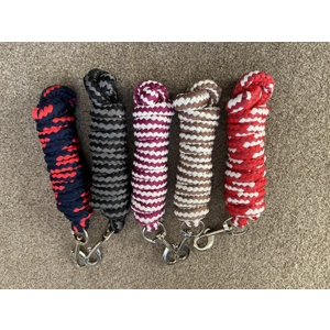 Two tone lead rope with trigger clip.  BN.  Various colours.