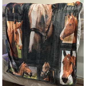 Horse themed soft feel throw. 150cm x 200cm. BN.