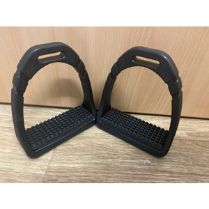 Black compositi type stirrups. BN 4”.