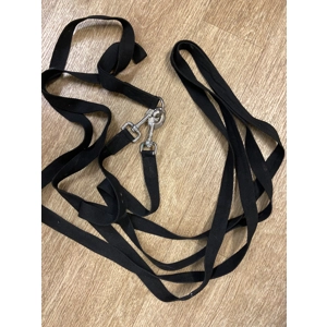 Black draw reins. One size preowned.