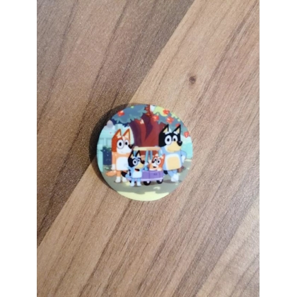 Bluey Family Round Single Pin Badge