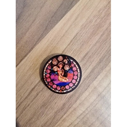 Disney Pocahontas Round Pin Badge