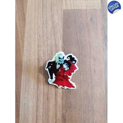 Beetlejuice - Beetlejuice & Lydia Plastic Single Pin Badge Beetlejuice - Beetlejuice & Lydia Plastic Single Pin Badge