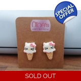 Hello Kitty Ice Cream Cute Stud Earrin.. Hello Kitty Ice Cream Cute Stud Earrin..