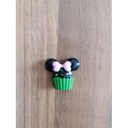 Disney Minnie Mouse Ears Cupcake Green Plastic Single Pin Badge Disney Minnie Mouse Ears Cupcake Green Plastic Single Pin Badge