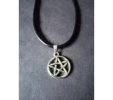 Pentagram choker