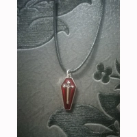 red coffin choker