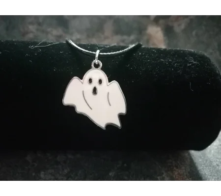 caspar ghost choker