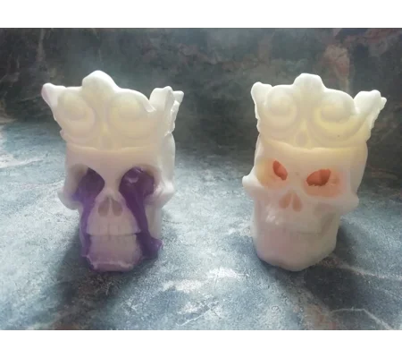 bleeding brain skull candle
