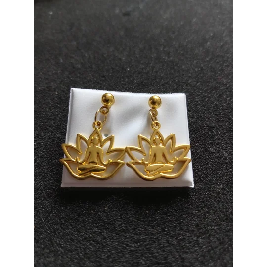 Gold coloured Chakra yoga stud earrings