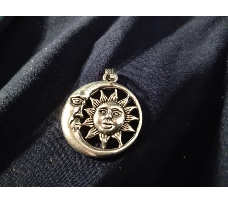 sun and moon choker