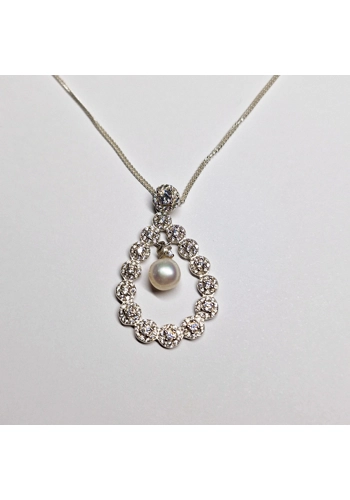 Opulent Lustre Pendant