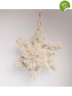 Handmade Macrame Snowfl..