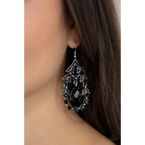 E142 - Garden Decorum - Black