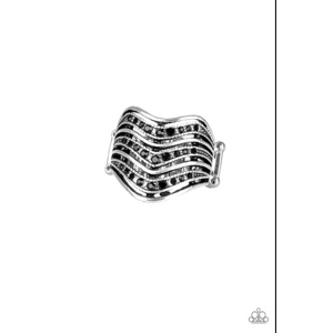 R51 - Fashion Finance Black