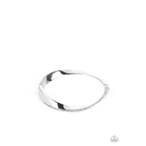 B33 - Artistically Adorned - White