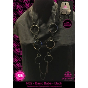 N82 - Basic Babe - black