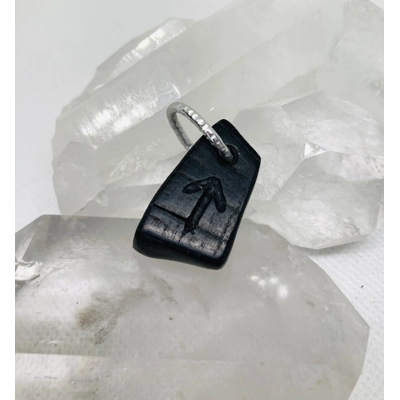 “Tir” Pendant