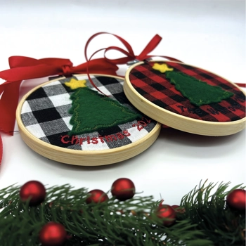 Plaid Christmas De..