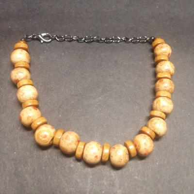 Pine 10mm Bead Bracelet Pine 10mm Bead Bracelet