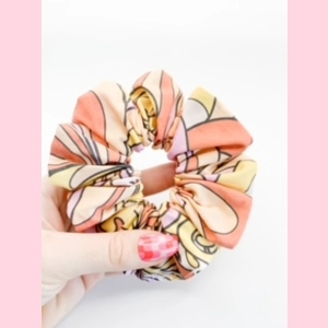 Gracie Scrunchie