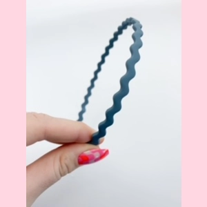 Wavy Headband