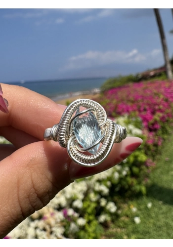 ꧁blue topaz꧂