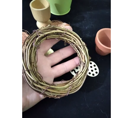 Miniature wreath for crafting