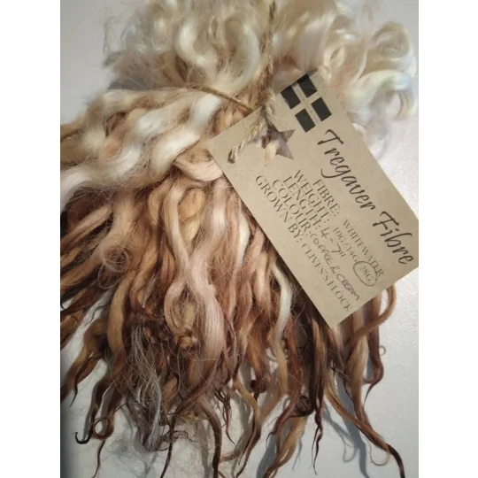 Coffee and cream curly wool locks, 28g