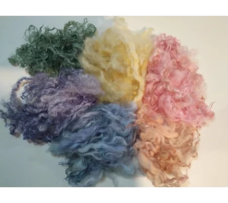 6 Easter colour curly wool box