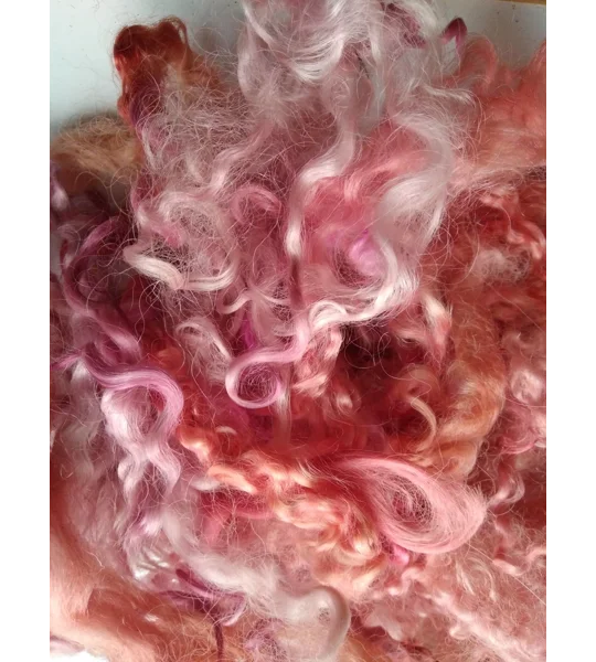 red and pink curly wool and wool locks, 10g, mixed breeds