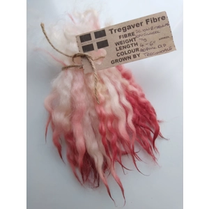 Red pink dip wavy crimped mini wool locks, hand washed + dyed, 4-6, 7g