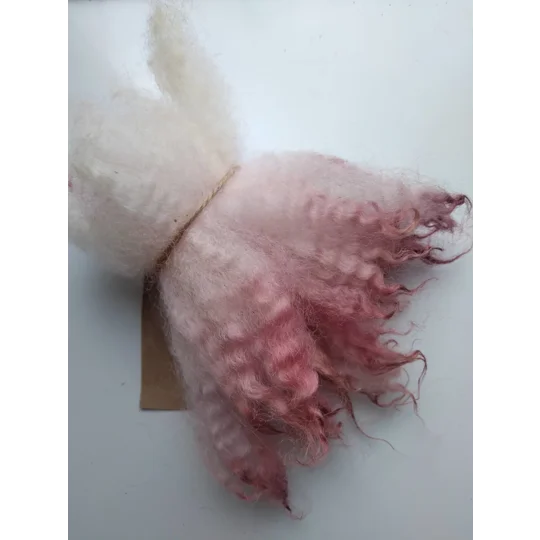Berries pink dip crimped mini wool locks, hand washed + dyed, 3-5", 7g