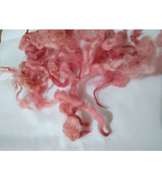 Tea rose red pink wool and locks 10g