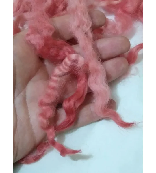 Tea rose red pink wool and locks 10g
