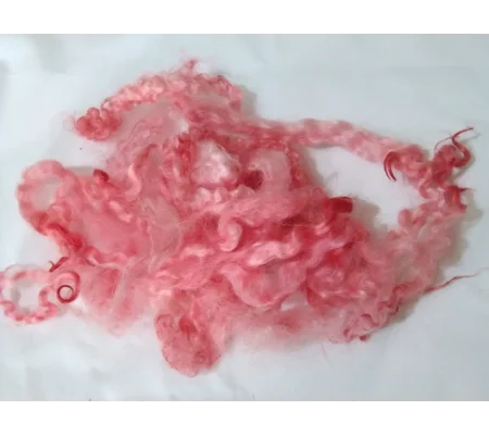 Red and pink Masham wool and locks 10g